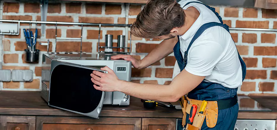In-Home Microwave Repair in Bridgeport